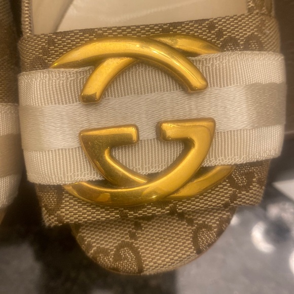 Gucci authentic! Real Real Real at a steal ! - Picture 1 of 6